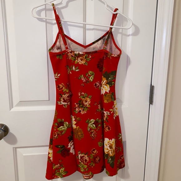 Red Floral Minidress - Picture 3 of 3